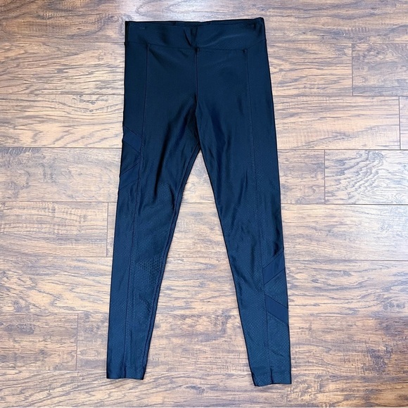 KORAL • Tribal Trilobal High Rise Legging black snake reptile texture sheer - Picture 2 of 11